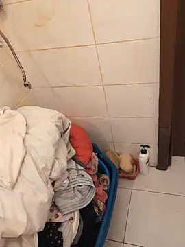 MC353535 online show from February 21, 2026, 10:33 pm