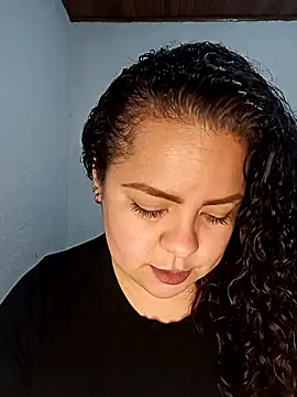 Miss Adriana01 online show from February 17, 2026, 4:42 am