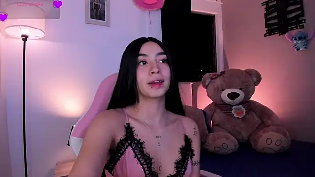 Snapshot of EmystarX chatting on April 2, 2026, 12:08 am EmystarX online show from April 2, 2026, 12:08 am