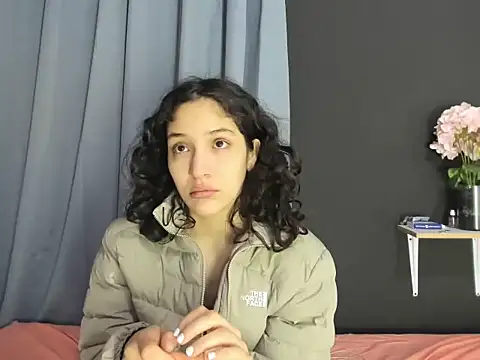 Snapshot of TeensNews18 chatting on November 6, 2025, 11:11 am TeensNews18 online show from November 6, 2025, 11:11 am