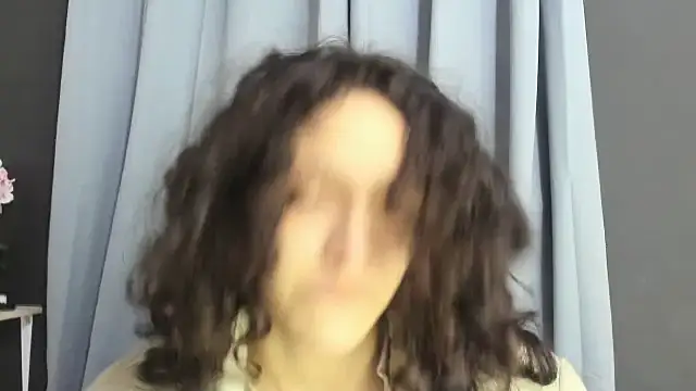 Snapshot of TeensNews18 chatting on November 17, 2025, 11:21 pm TeensNews18 online show from November 17, 2025, 11:21 pm