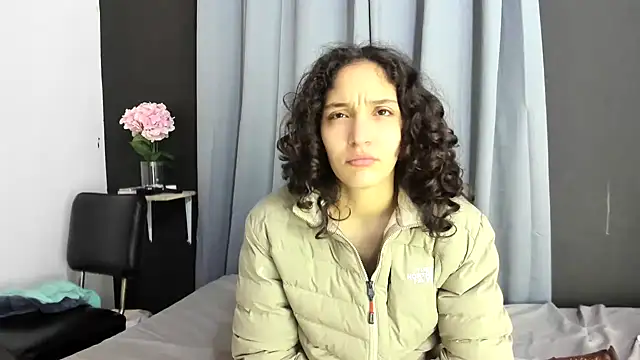 Snapshot of TeensNews18 chatting on November 20, 2025, 11:32 am TeensNews18 online show from November 20, 2025, 11:32 am