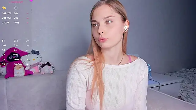 Snapshot of hidden_charm chatting on February 9, 2026, 3:38 pm hidden charm online show from February 9, 2026, 3:38 pm