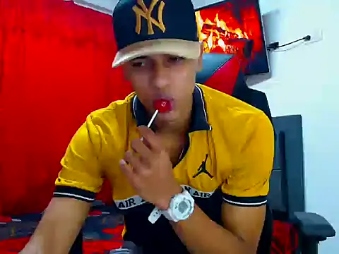 Snapshot of cristian_tayron1 chatting on June 21, 2026, 5:59 pm cristian tayron1 online show from June 21, 2026, 5:59 pm
