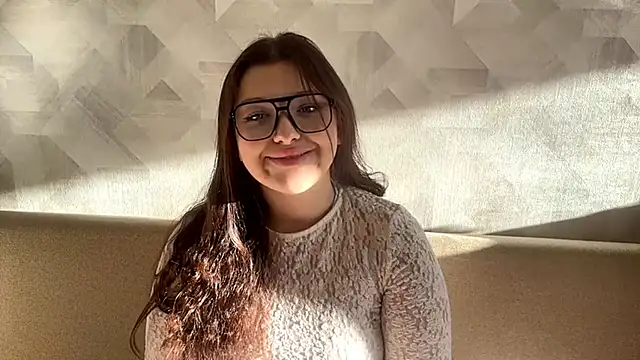 CarylWeatherholtz online show from November 15, 2025, 11:51 am