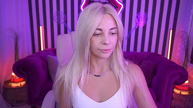 BellaRayyy online show from May 31, 2026, 12:56 pm