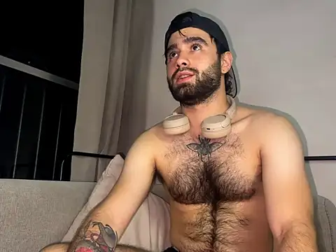 zack sullivan22 online show from January 8, 2026, 2:36 am