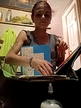 ittybittymeryssa online show from June 11, 2026, 3:26 am