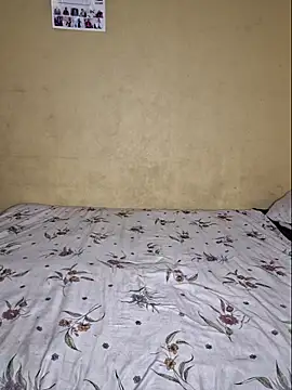 RAWFREAKYVERSE online show from February 16, 2026, 7:54 pm