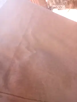  YooY  online show from November 27, 2025, 2:13 am