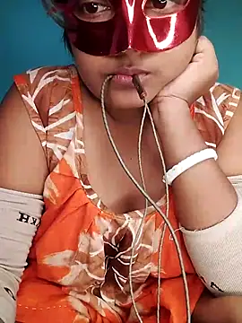 Snapshot of mimi87hoty chatting on November 14, 2025, 5:33 pm mimi87hoty online show from November 14, 2025, 5:33 pm