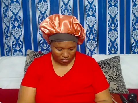 Snapshot of JUICEYLIPS333 chatting on November 20, 2025, 6:13 am JUICEYLIPS333 online show from November 20, 2025, 6:13 am