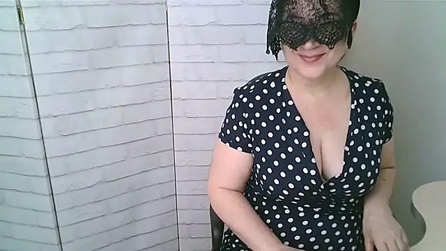 Helen xi  online show from April 3, 2026, 4:21 am