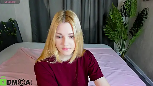 Sylvia Ortiz online show from October 25, 2025, 9:06 am