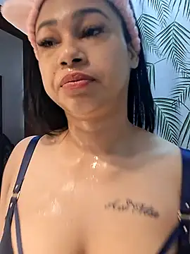 Tigresa23 online show from March 26, 2026, 5:18 pm