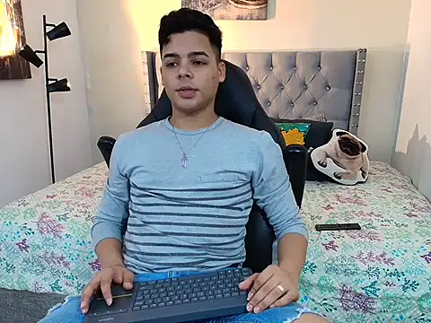 stewart mateo  online show from October 21, 2025, 2:01 am