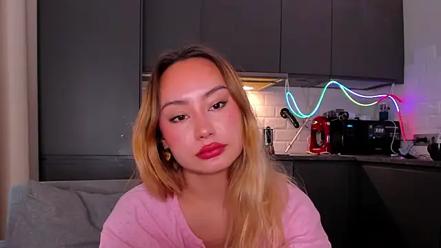 baobei03 online show from February 16, 2026, 9:49 am