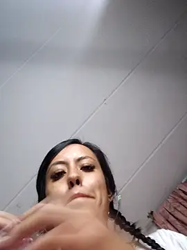 Queen Ashly online show from February 10, 2026, 2:37 am