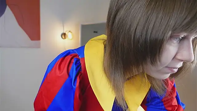 Katie ktk online show from October 30, 2025, 1:56 pm