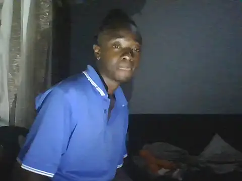 Snapshot of Nykho17 chatting on October 23, 2025, 8:51 pm Nykho17 online show from October 23, 2025, 8:51 pm