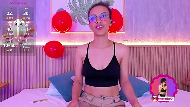 sophie rojas online show from October 24, 2025, 3:36 am