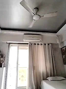 Snapshot of Jann_Riya333 chatting on February 8, 2026, 11:57 am Jann Riya333 online show from February 8, 2026, 11:57 am