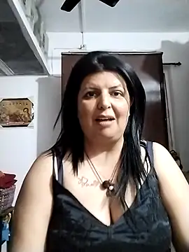 Snapshot of Jann_Riya333 chatting on February 10, 2026, 7:23 am Jann Riya333 online show from February 10, 2026, 7:23 am