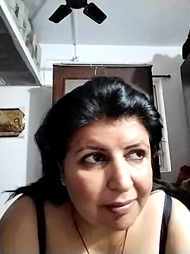 Snapshot of Jann_Riya333 chatting on February 17, 2026, 6:03 pm Jann Riya333 online show from February 17, 2026, 6:03 pm