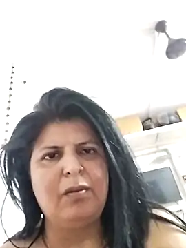 Snapshot of Jann_Riya333 chatting on April 16, 2026, 3:24 pm Jann Riya333 online show from April 16, 2026, 3:24 pm