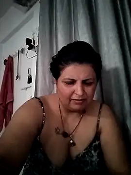Snapshot of Jann_Riya333 chatting on May 9, 2026, 4:39 am Jann Riya333 online show from May 9, 2026, 4:39 am