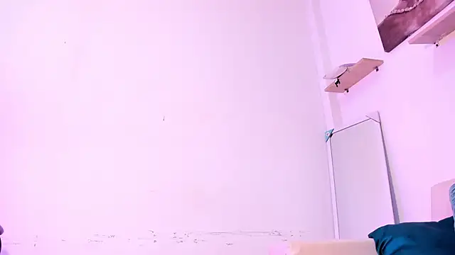 Gabrielaa Miller  online show from November 26, 2025, 7:26 pm