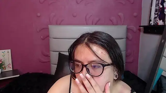 Cailing Zu online show from December 14, 2025, 7:07 pm