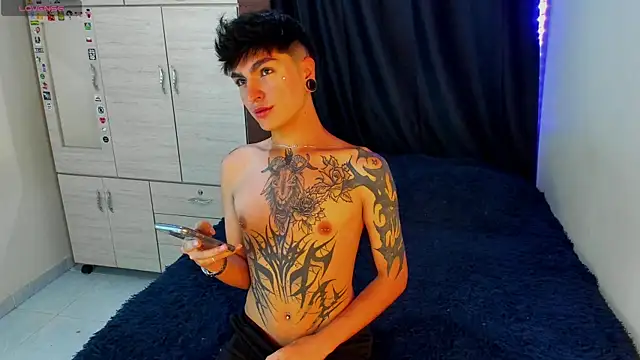 Dark luckyyy online show from October 23, 2025, 12:32 am