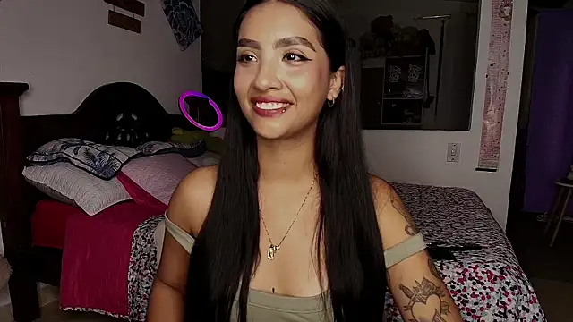 Snapshot of mia_yireth chatting on September 18, 2025, 12:34 am mia yireth online show from September 18, 2025, 12:34 am