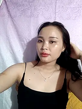 Lili lovely online show from September 29, 2025, 1:44 am