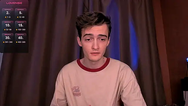 Snapshot of spider____man chatting on October 30, 2025, 1:56 pm spider man online show from October 30, 2025, 1:56 pm