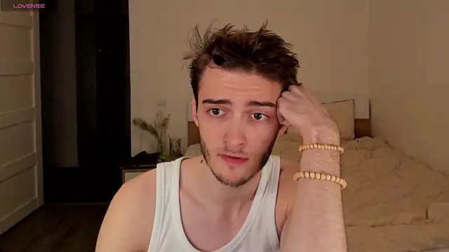 Snapshot of spider____man chatting on May 9, 2026, 4:45 pm spider man online show from May 9, 2026, 4:45 pm