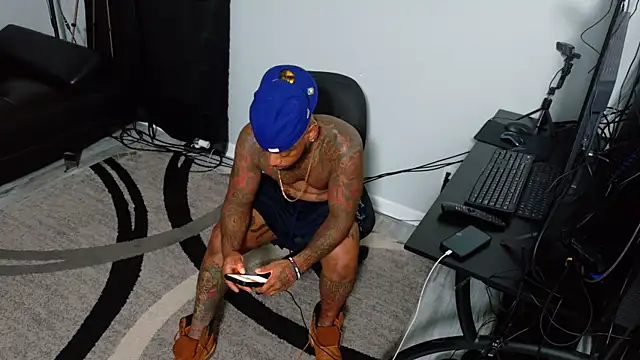 SLANGONDEMHOES online show from November 13, 2025, 6:29 pm