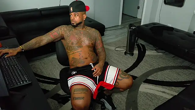 SLANGONDEMHOES online show from April 11, 2026, 9:41 pm