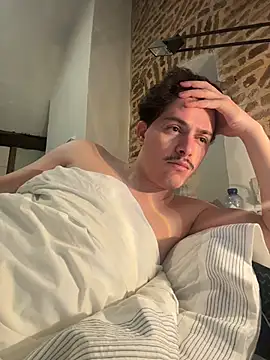 dock 75 online show from November 11, 2025, 8:14 am