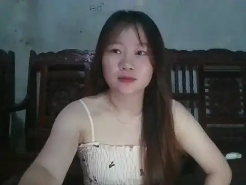 Snapshot of Hinne07 chatting on September 14, 2025, 5:34 pm Hinne07 online show from September 14, 2025, 5:34 pm