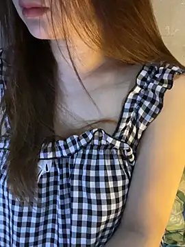 Hinne07 online show from February 25, 2026, 3:32 pm