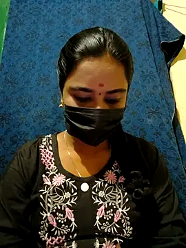 Snapshot of mini-queen chatting on November 1, 2025, 3:03 pm mini-queen online show from November 1, 2025, 3:03 pm