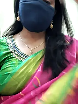 Snapshot of saritha29 chatting on December 23, 2025, 8:12 am saritha29 online show from December 23, 2025, 8:12 am