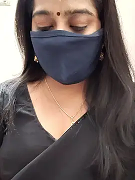 Snapshot of saritha29 chatting on January 11, 2026, 4:45 pm saritha29 online show from January 11, 2026, 4:45 pm