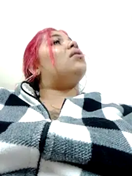 snow belle online show from February 16, 2026, 1:24 am