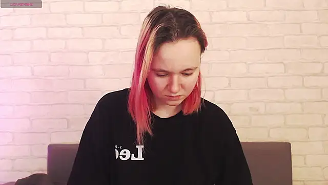 Ericha Stone online show from January 18, 2026, 1:53 am