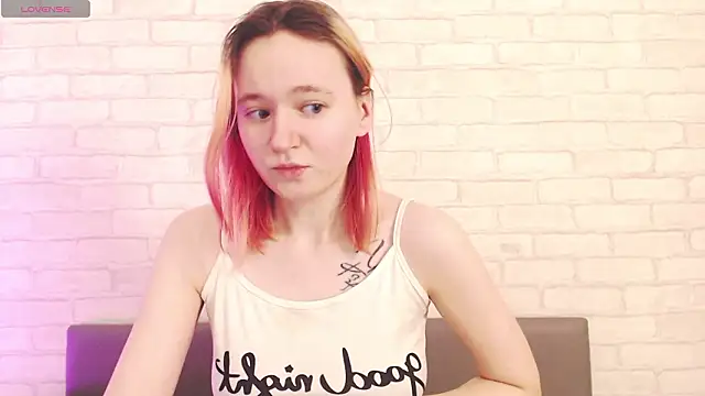 Ericha Stone online show from February 12, 2026, 1:11 am