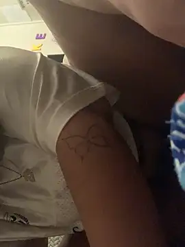 Snapshot of StylishEchium chatting on October 19, 2025, 5:13 pm StylishEchium online show from October 19, 2025, 5:13 pm