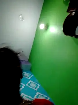 Pahadi couple online show from October 4, 2025, 11:19 am